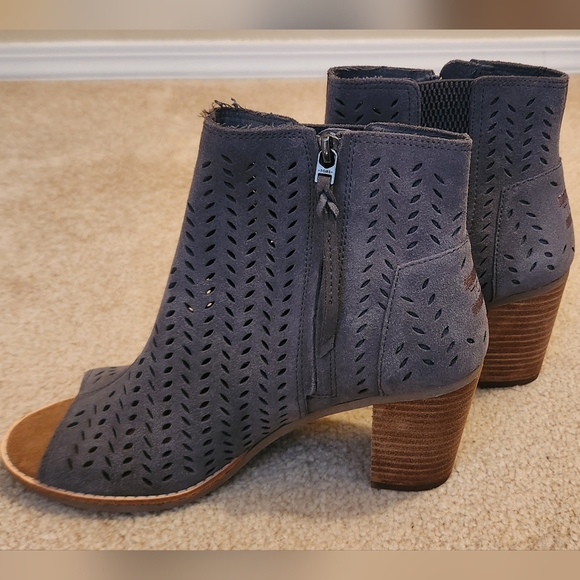 Dark Grey Toms Wedges - Picture 2 of 5